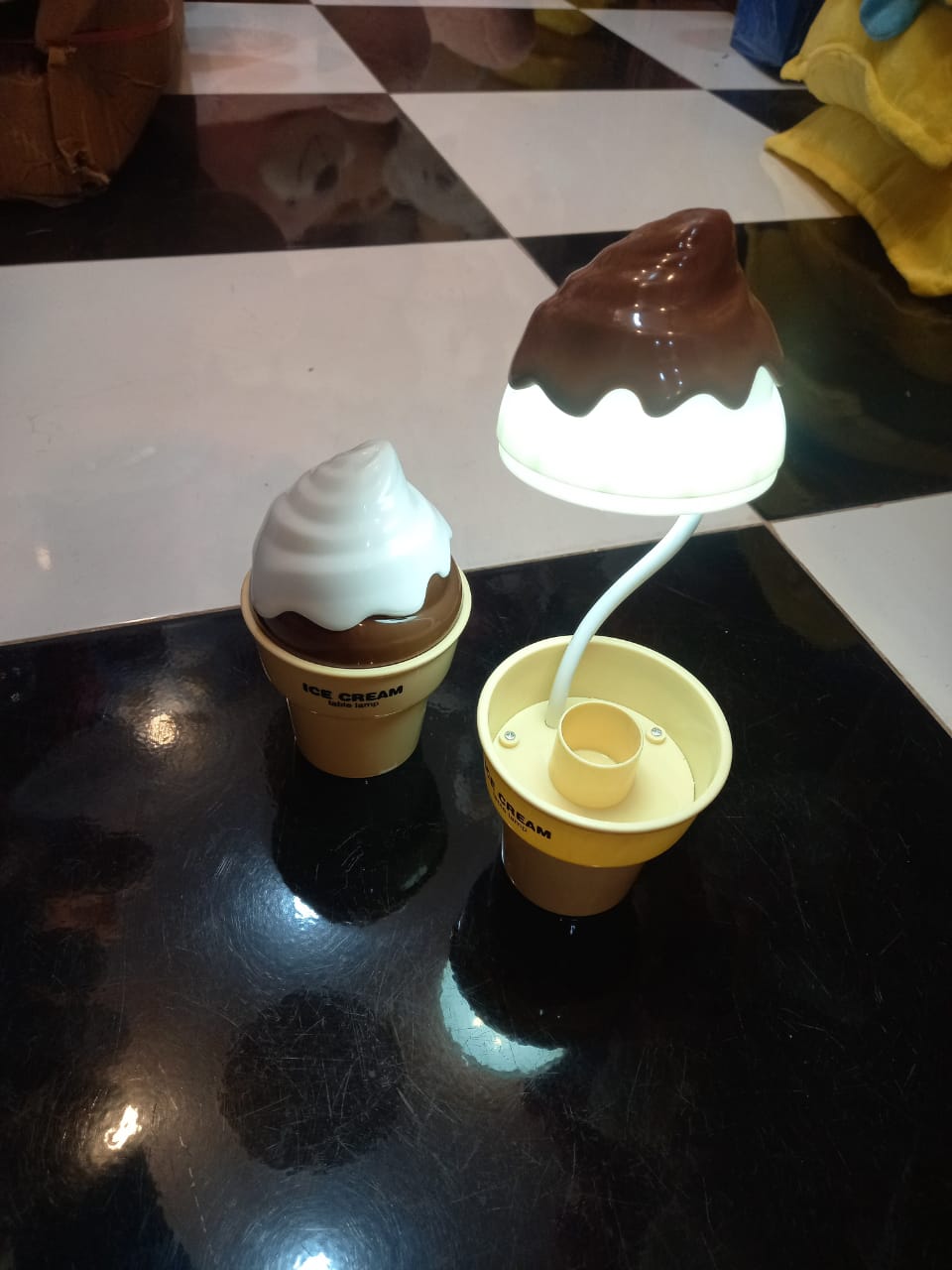 Cute Food Lamps – Burger, Ice Cream, Fries & Tomato LED Night Lights for Bedroom Décor